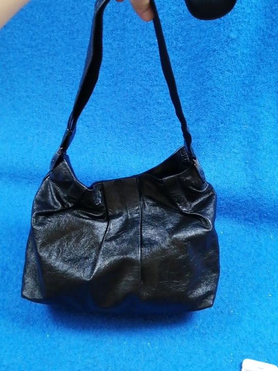 女士单肩斜挎包中古包宽带黑色真皮头层牛皮女...