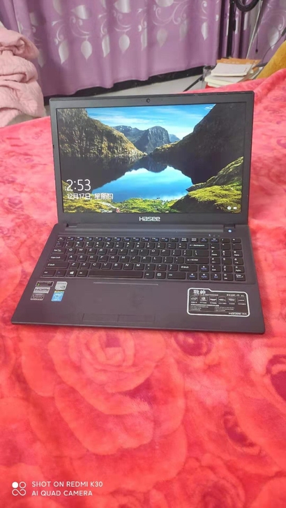 大屏秒杀i7高性能低价秒杀游戏吃鸡本战神8...