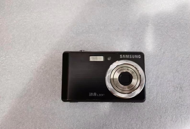 三星L830，经典CCD，数码相机来老板带...
