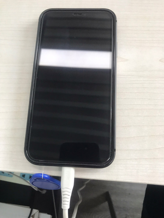 自用iPhone 11国行128的黑色,有...
