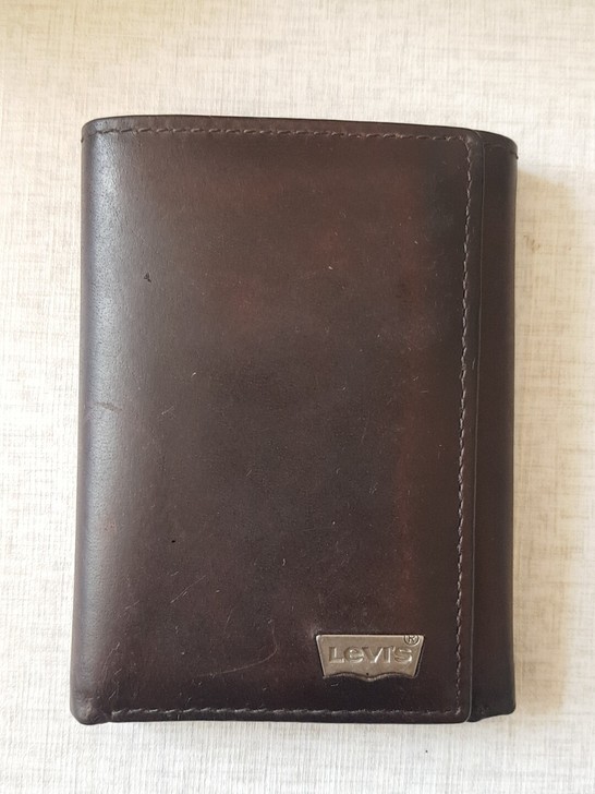 全新正品库存李维斯Levis男士纯皮钱包