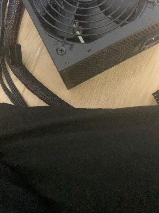 海盗船cs450M电源。自用闲置出售电脑电源