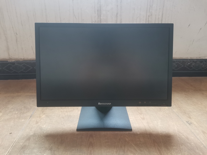 20寸联想LED液晶显示器型号LS2023...
