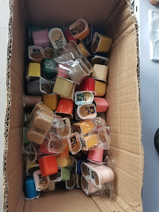 高考水粉颜料   果冻色  半箱  便宜出