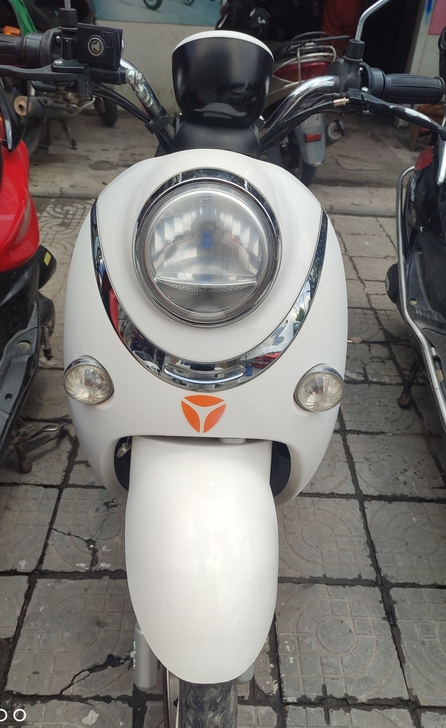 雅迪电动车，可以上牌，因工作变动，车子感情...