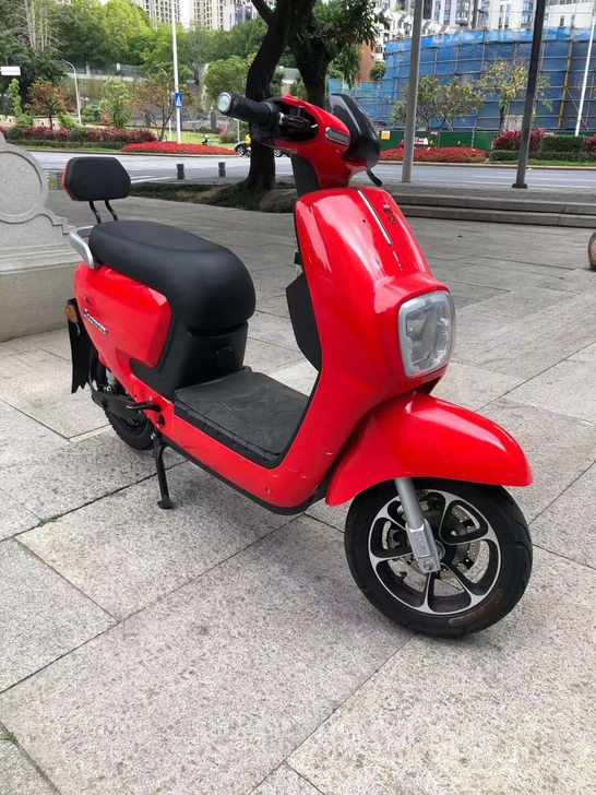 蓝精灵电动车 二手电动车新日电动车