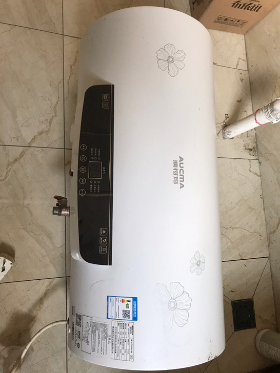 宝贝很好用，因搬家没处放，6O升的。2O1...