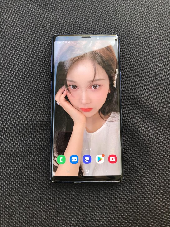 自用几乎全新三星note9原装无拆几乎完美...