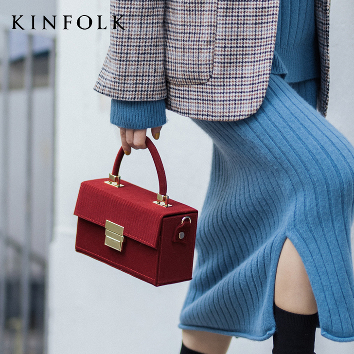 2020斜挎包灯芯绒盒子包结婚新娘包手提包...