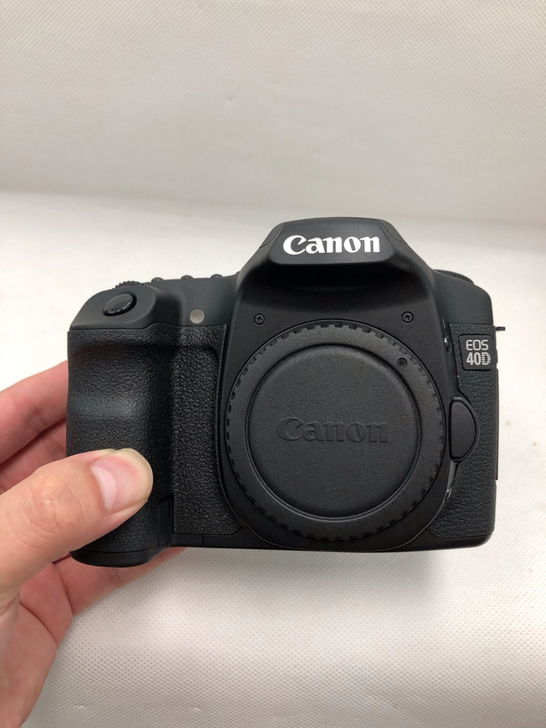 佳能40Ｄ 机器成色够新，功能完好