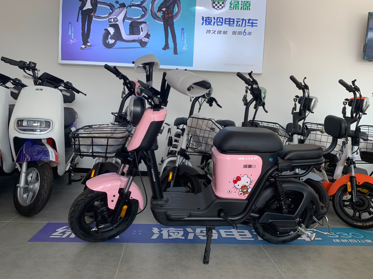 绿源电动车，锂电铅酸都有，总有一款你喜欢的...