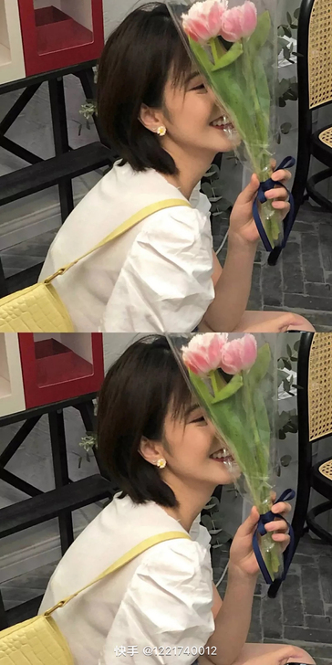 荣耀手环5 带充电器