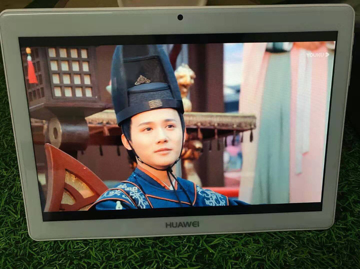 华为m5平板电脑10寸双卡双待4g通话，学...