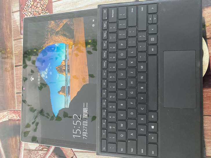 微软Pro5，未拆卸，支持触屏，带键盘，有...