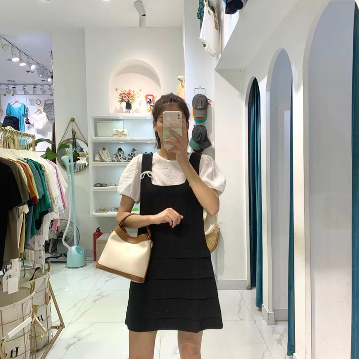 黑色两件套连衣裙上衣吊带连衣裙修身显瘦款吊...