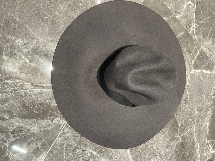 大沿礼帽,全新带吊牌,原价129,现30包...