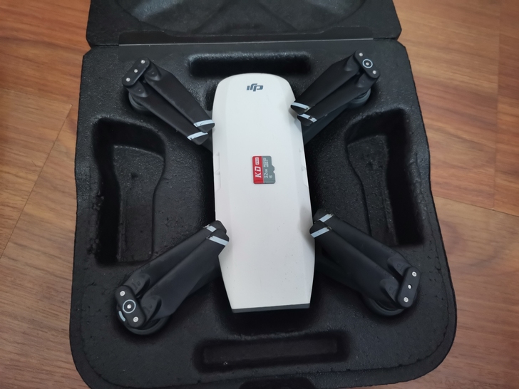 大疆晓 三电带控