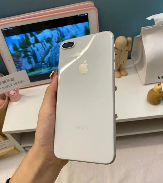 苹果8P iPhone8plus功能全好...