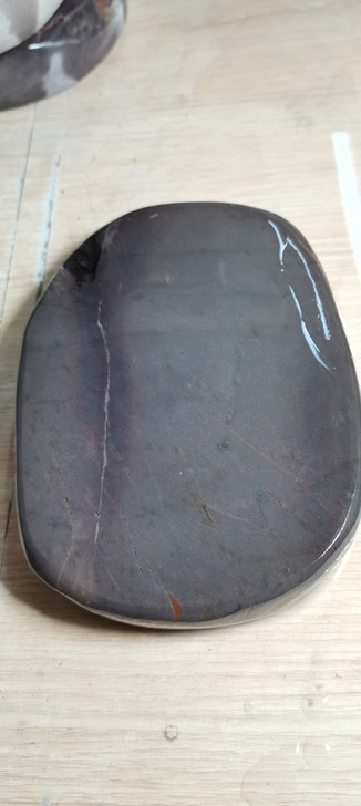 端砚坑仔岩,焦白,烟脂红通透,滋润细腻,下...