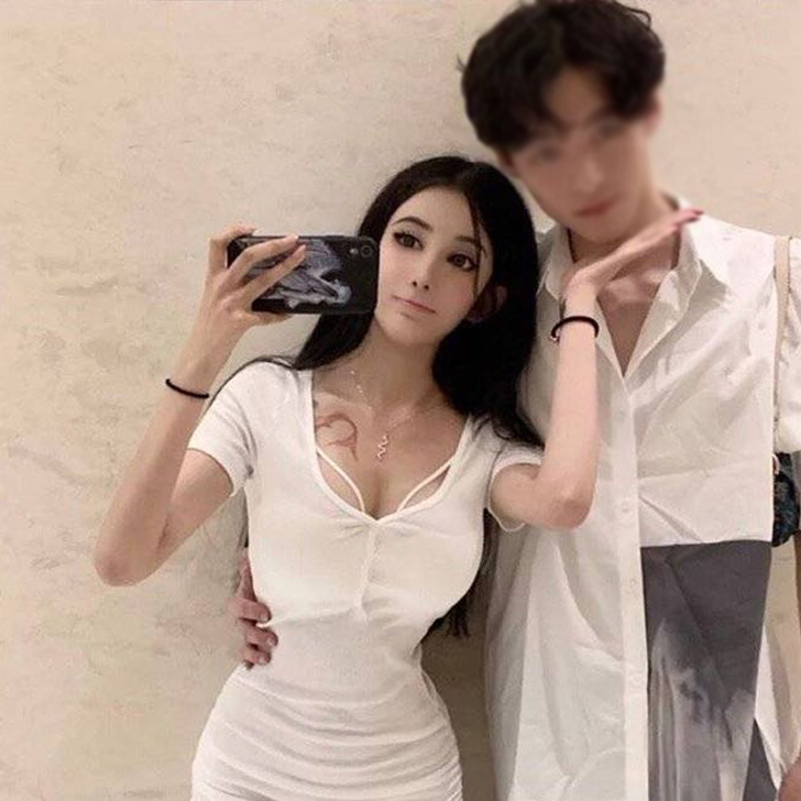 连衣裙只穿过一次