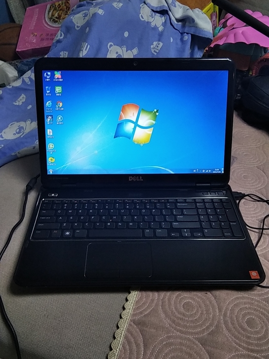 戴尔M5110笔记本电脑，四核双显，大屏笔...