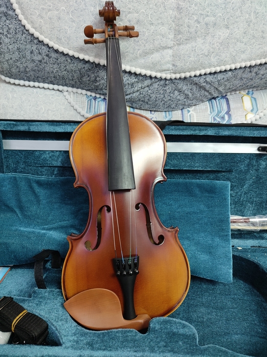 便宜出！！3/4小提琴，私我可提供收据证明