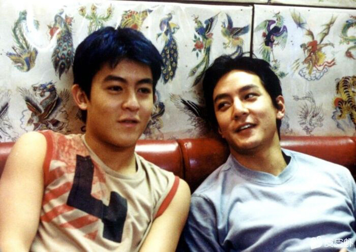 收韩版三星s20ultra,要求黑色,屏幕...