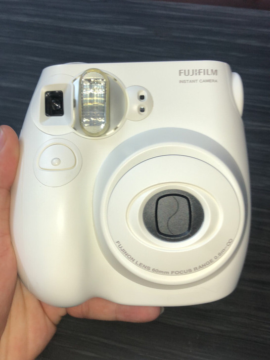 FUJIFILM INSTANT CAME...