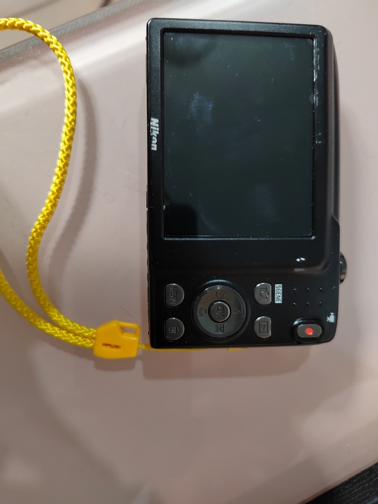 尼康s3100，设备良好，1400万像素，...