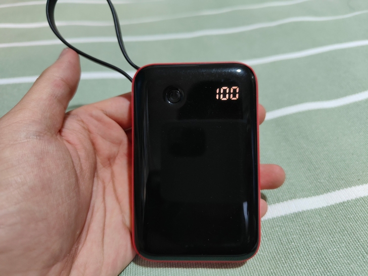 10000mAh15w倍思小巧充电宝