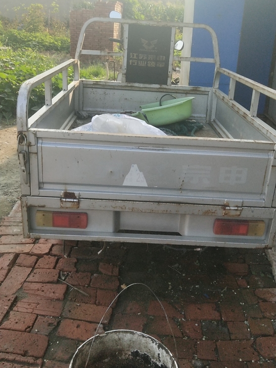 宗申汽油三轮车，挂挡的，1.5的抖，小车好...