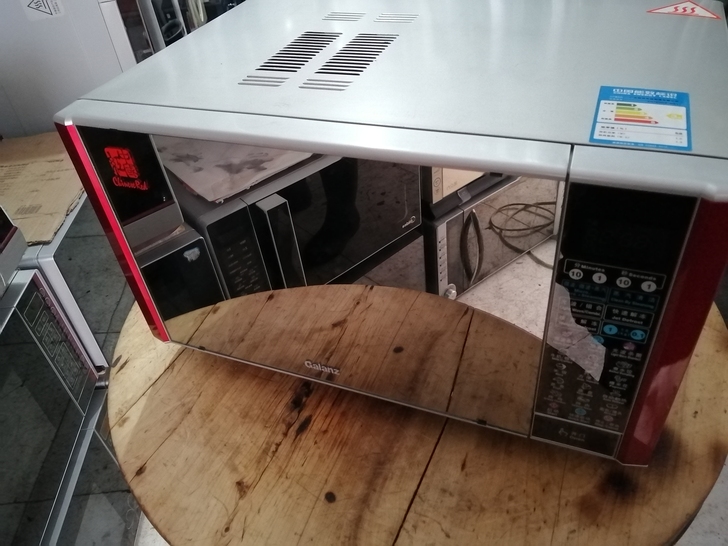 格兰仕烝烤一体机，不绣刚平板光波炉，九成新...