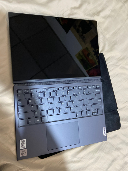 品牌型： 联想yoga duet