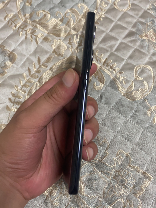 华为荣耀50手机8+256，使用二十天，9...