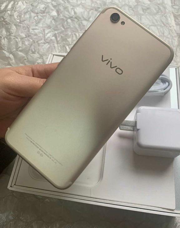 vivox9正品手机 99成新