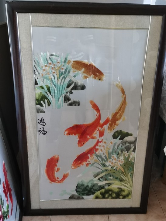 苏绣画，宽65cm，高102cm，深色框，...