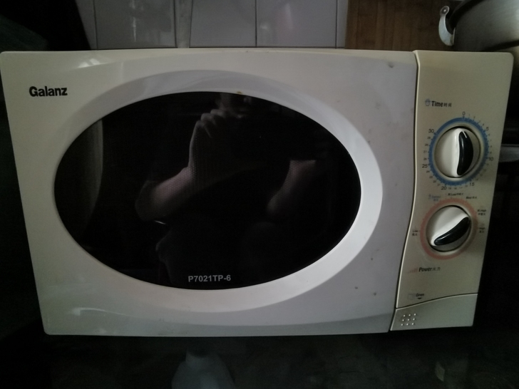 闲置格兰仕微波炉，西城区可自提。