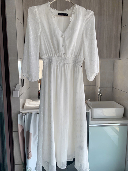 露合制衣连衣裙s码白色v领仙女裙