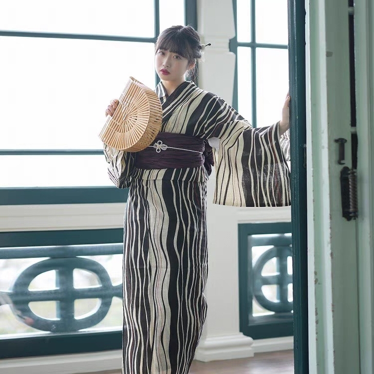 和服浴衣，全新，紫色条纹