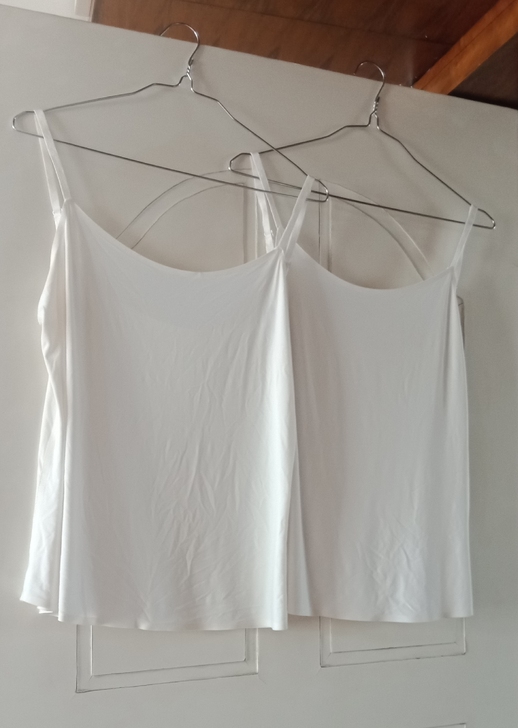 女士吊带背心，可外穿内搭(两件一起卖）