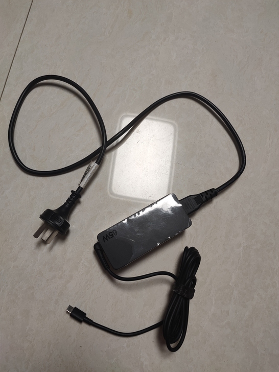 联想65w笔记本充电器 type c口