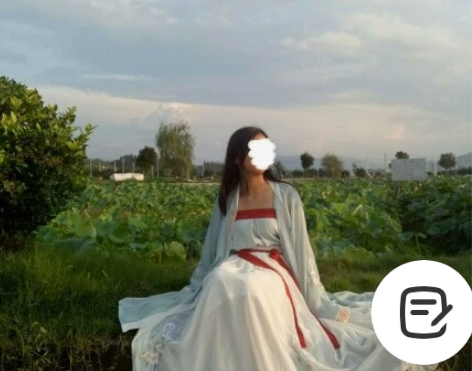 穿过两次拍照，现退坑准备出了，L码的 感兴...