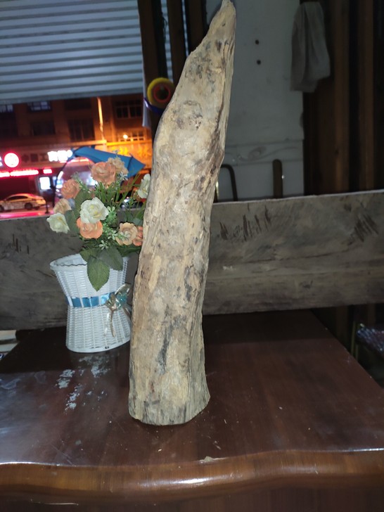 老挝大红酸枝老料，油性密度好，纹理清晰可见...