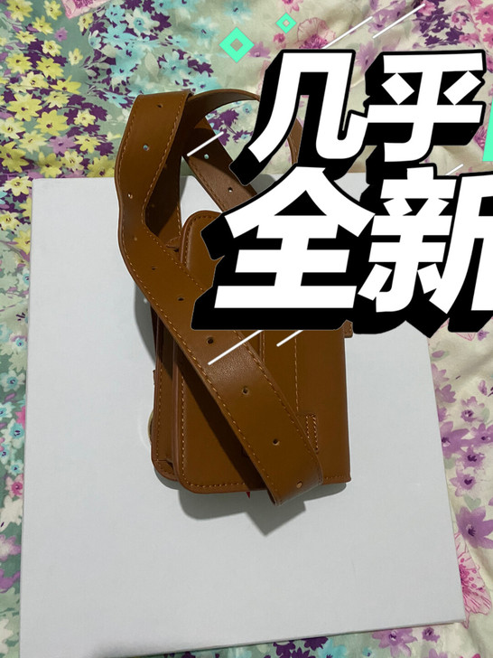 卡兰高端定制牛皮小包，焦糖色腰包，只背过一次