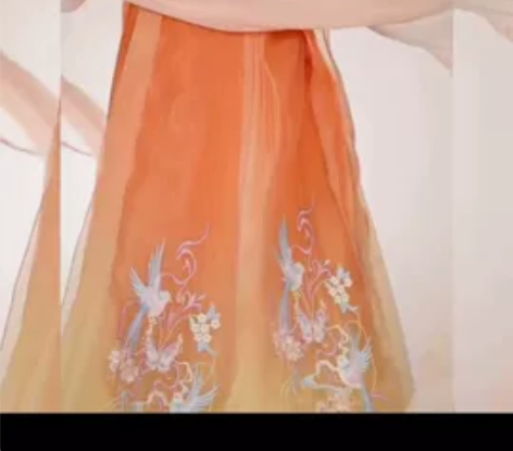 裳云兮家正版原创齐胸汉服，买来穿过一次出去...