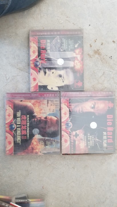 VCD国外经典大片一套15便宜处理,未开封...