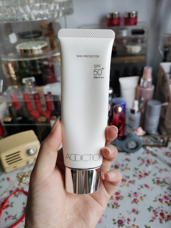 addiction防晒霜，去年双十一囤的，...
