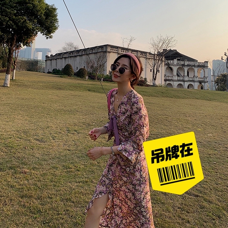 好漂亮的连衣裙，可惜我穿着肩膀那里有点紧，...