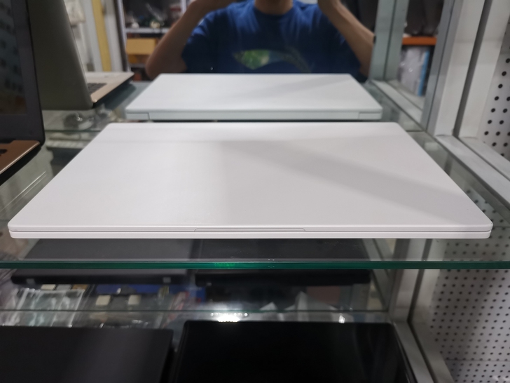 小米15.6寸i3 8130u笔记本电脑白色