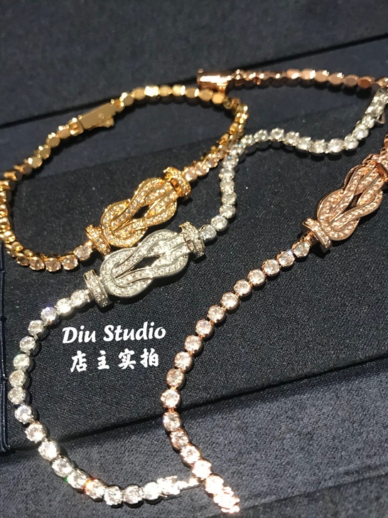 Diu马蹄扣手链纯银镀18K钻石手链8字满...